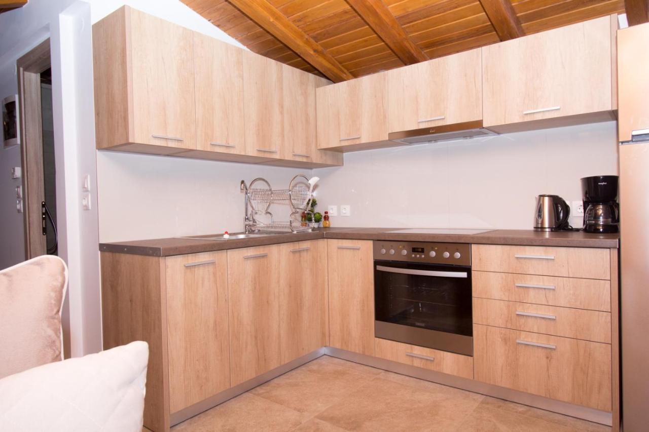 Apartament Golden Attic Nea Roda Zewnętrze zdjęcie
