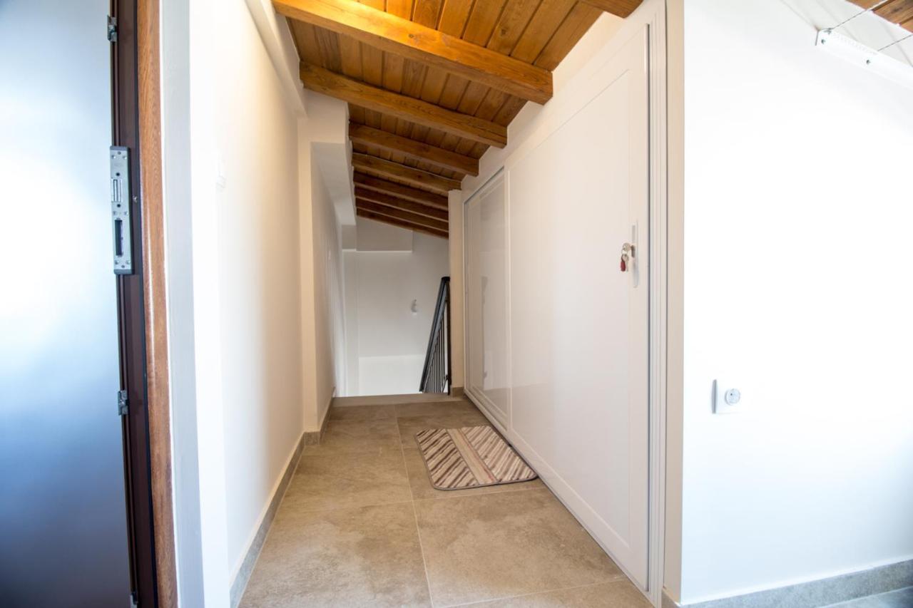 Apartament Golden Attic Nea Roda Zewnętrze zdjęcie