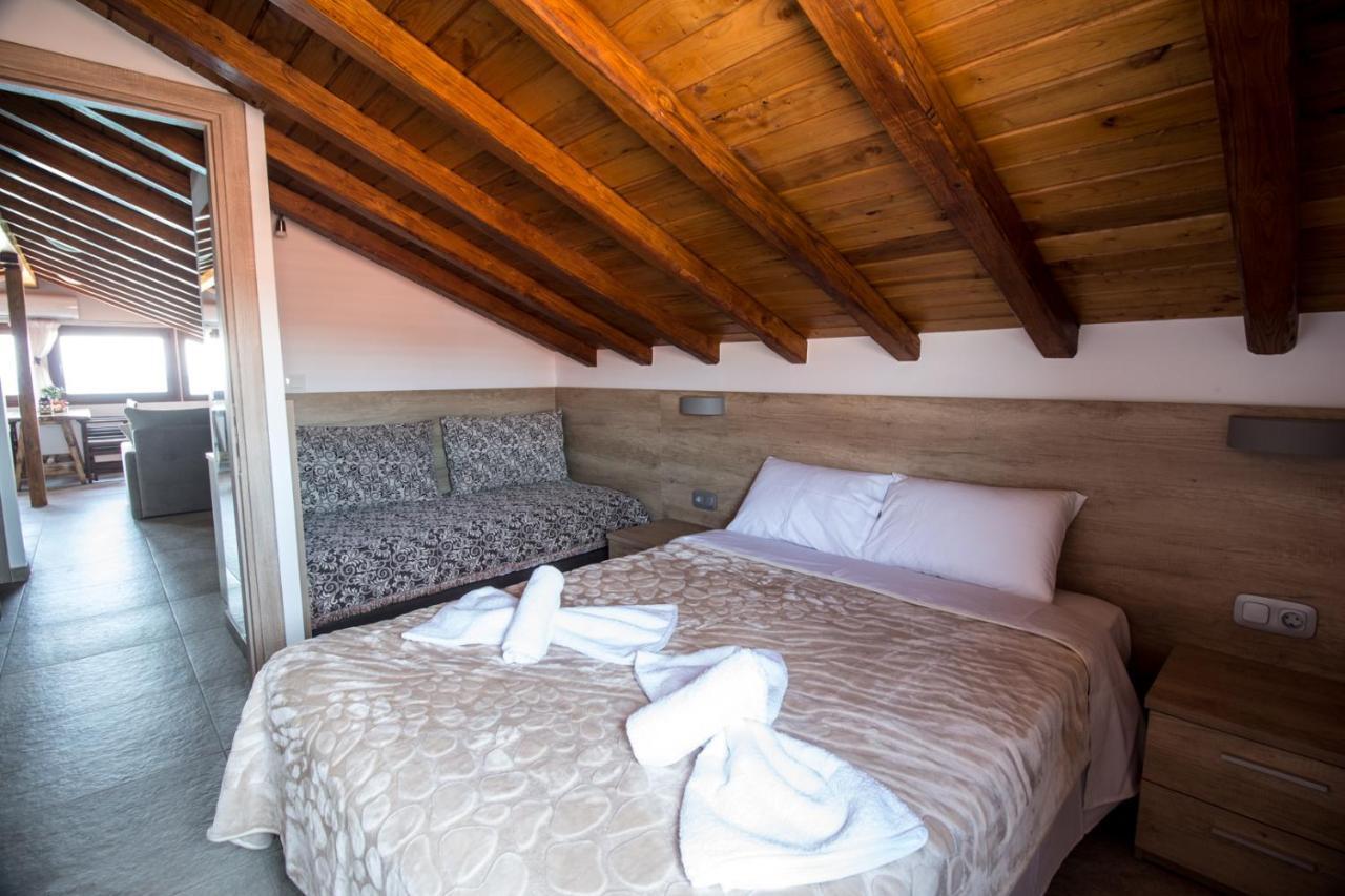Apartament Golden Attic Nea Roda Zewnętrze zdjęcie